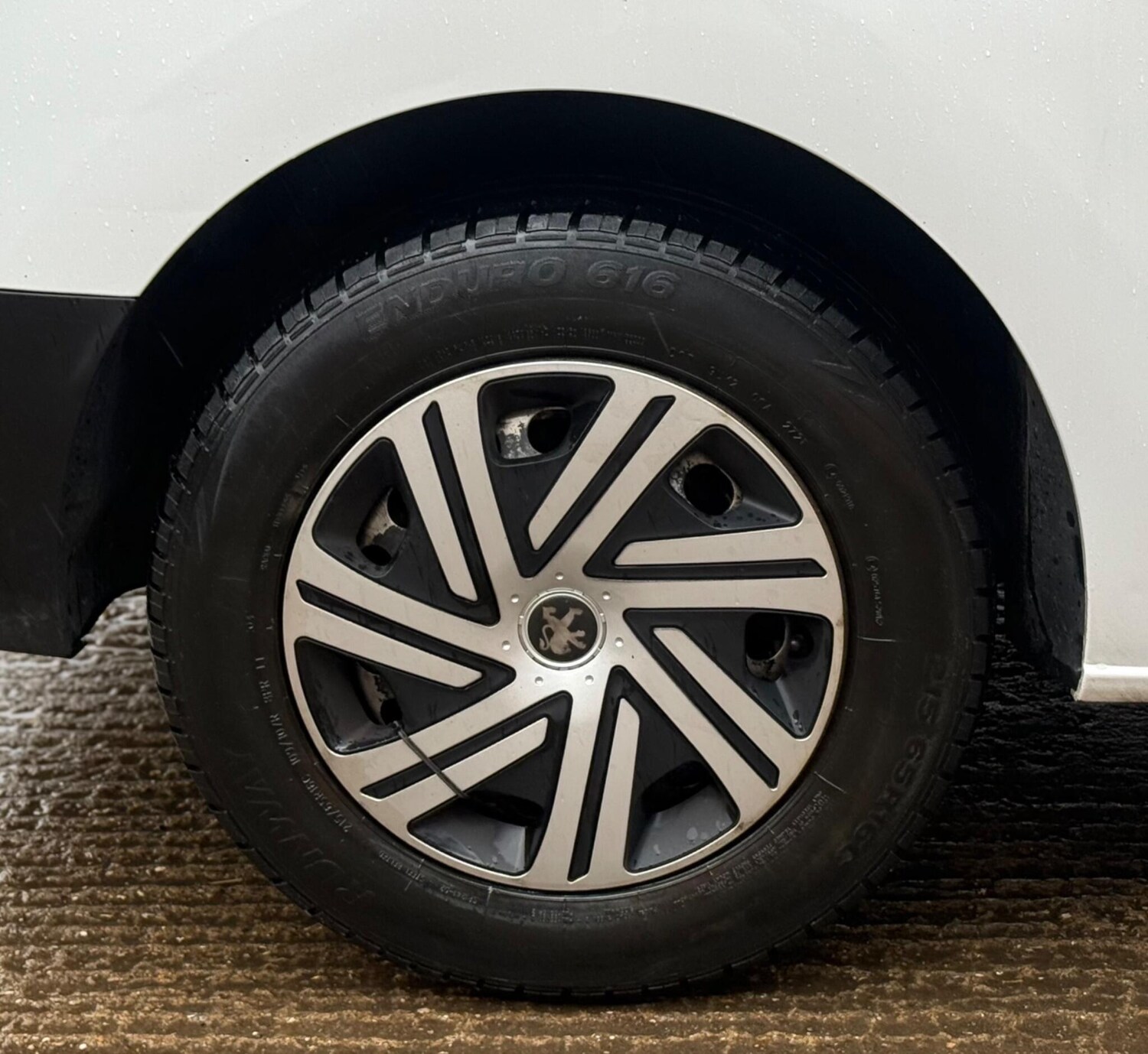 Used Peugeot Expert 2017 for sale - 77446277: Photo 39