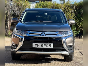 Used Mitsubishi Outlander 2016 for sale - 76922688: Photo