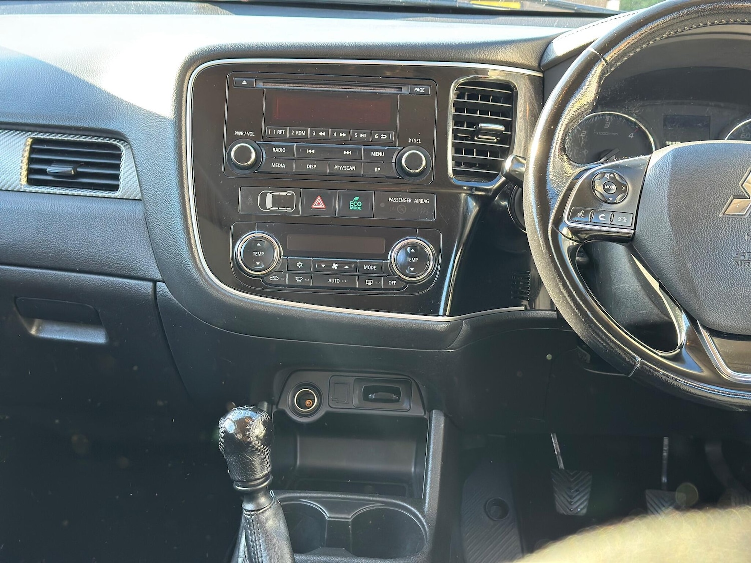 Used Mitsubishi Outlander 2016 for sale - 76922688: Photo 51