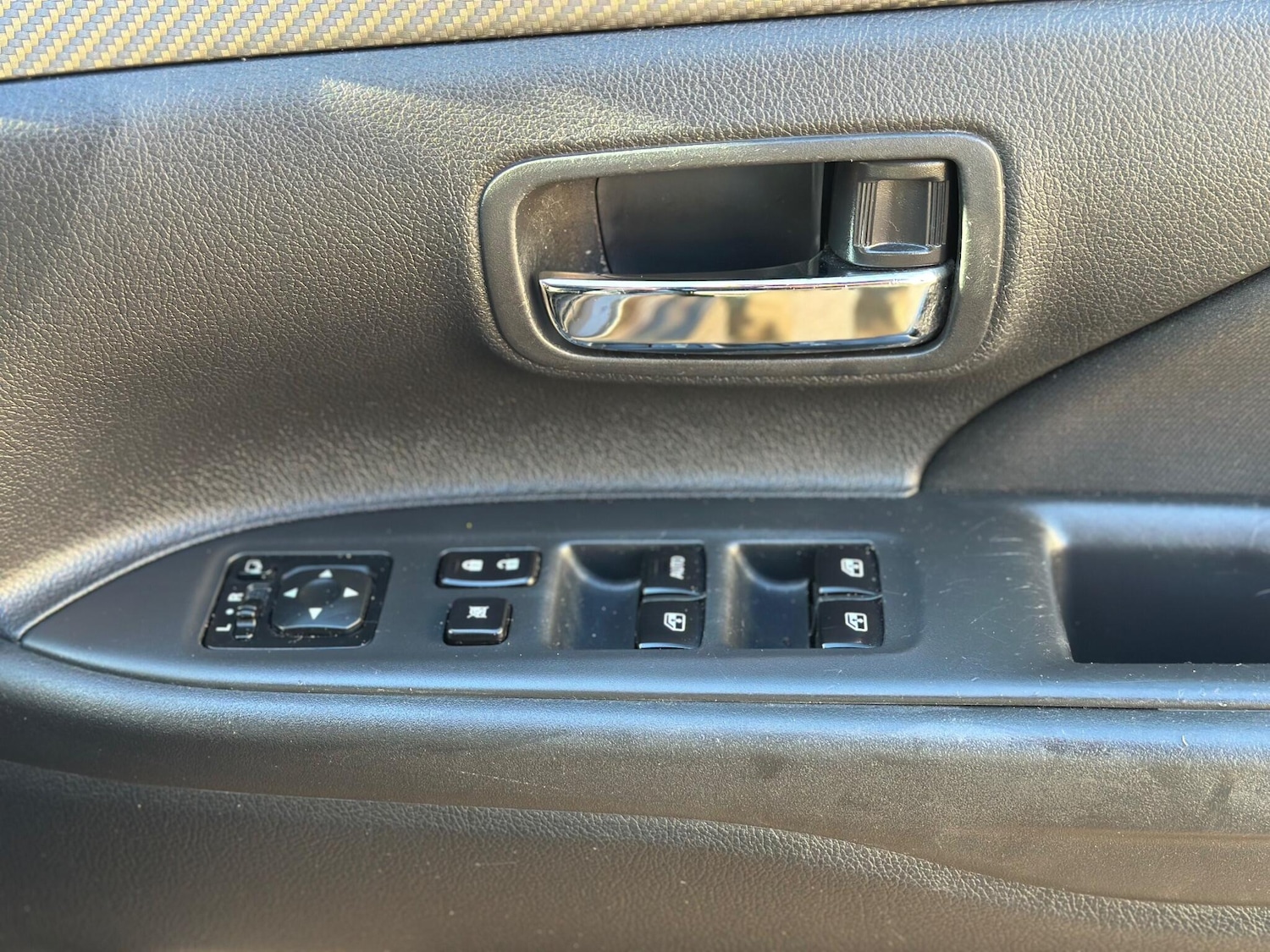 Used Mitsubishi Outlander 2016 for sale - 76922688: Photo 52