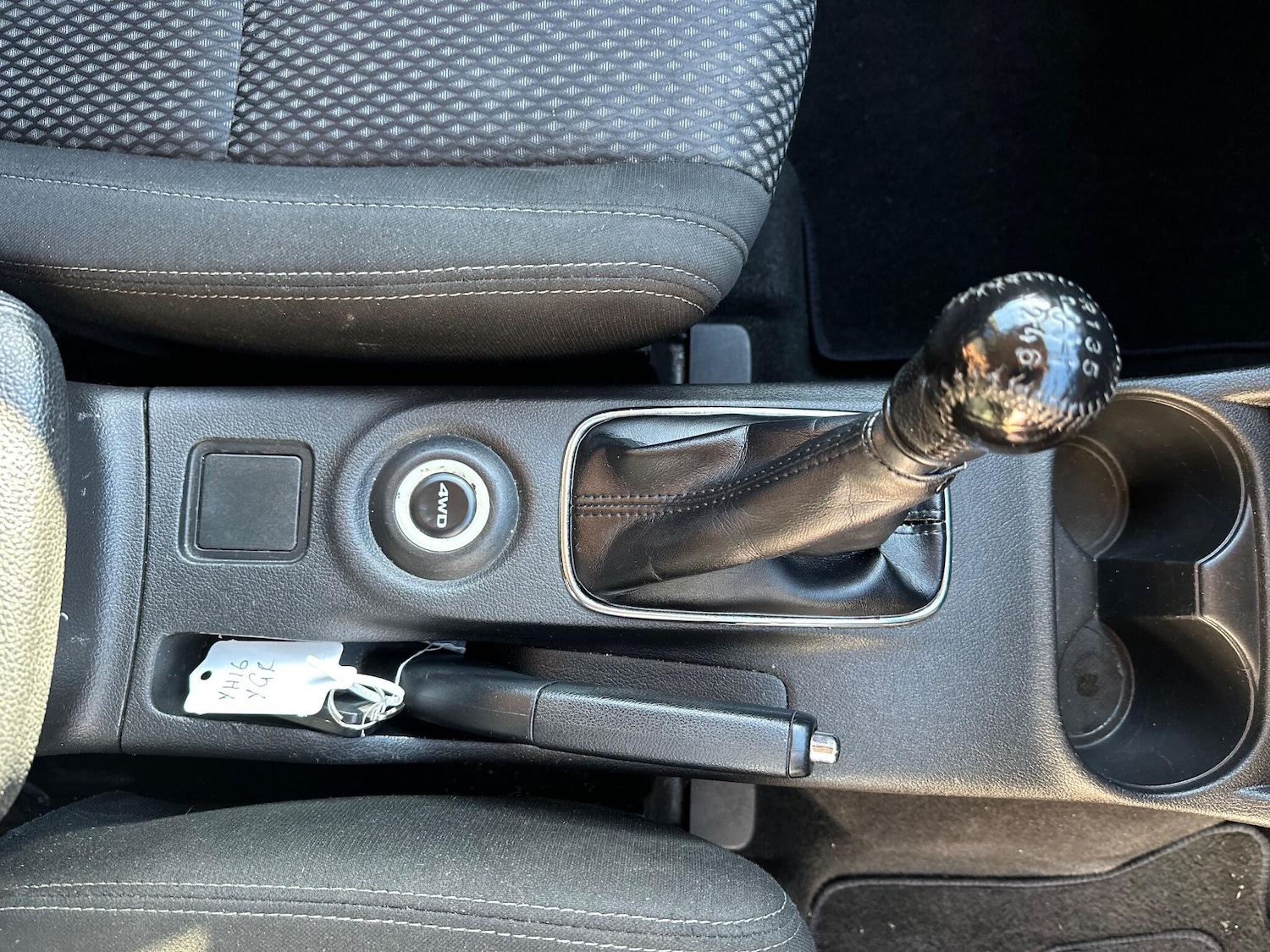 Used Mitsubishi Outlander 2016 for sale - 76922688: Photo 56