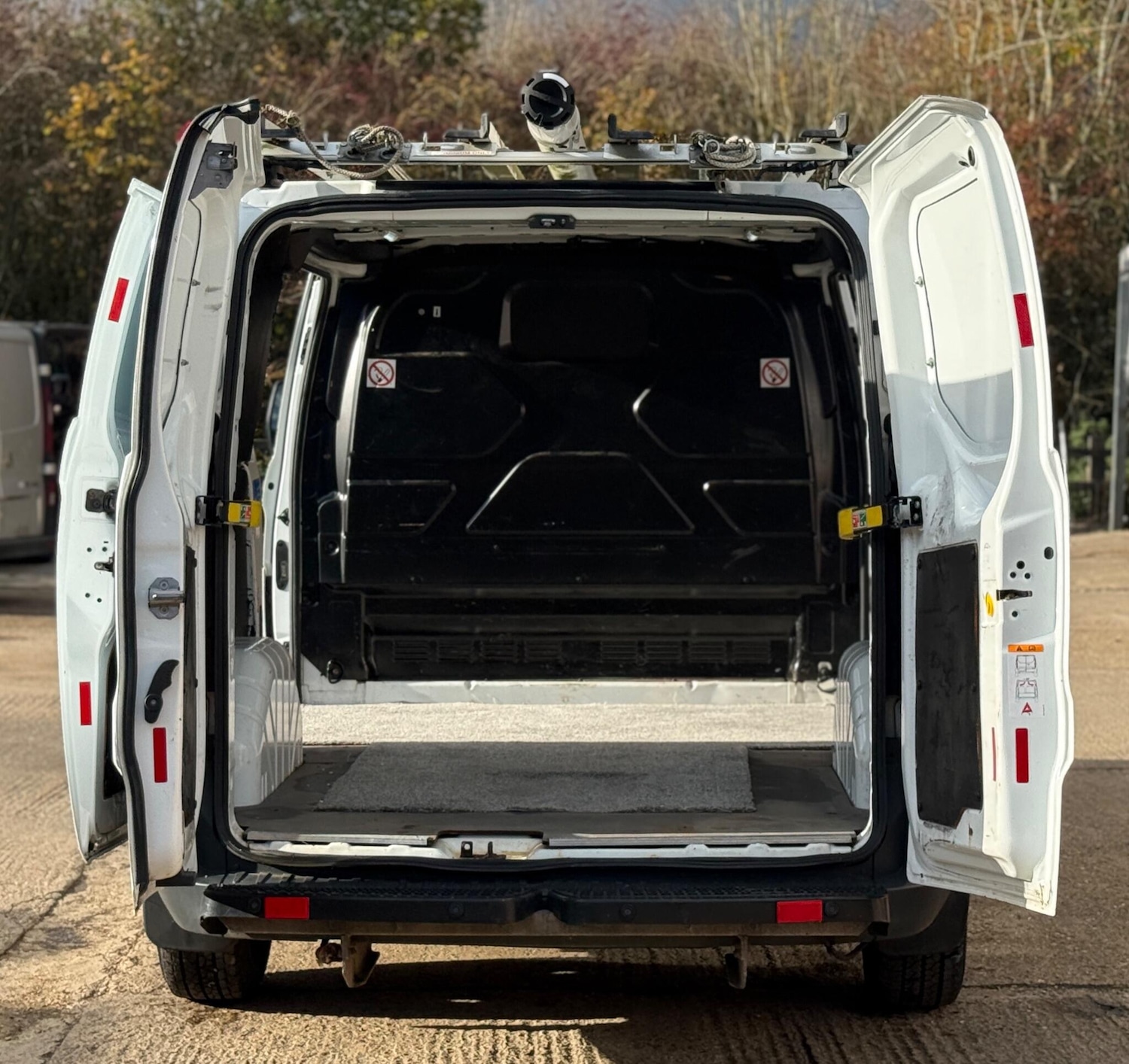 Used Ford Transit Custom 2016 for sale - 76518083: Photo 18