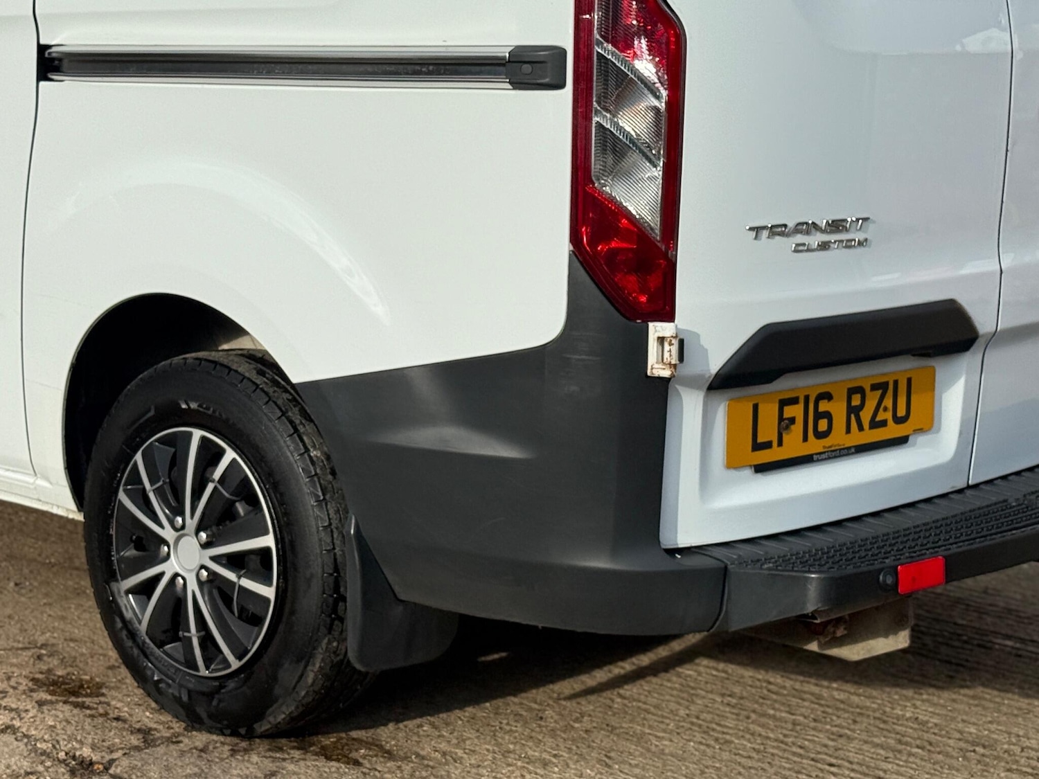 Used Ford Transit Custom 2016 for sale - 76518083: Photo 27