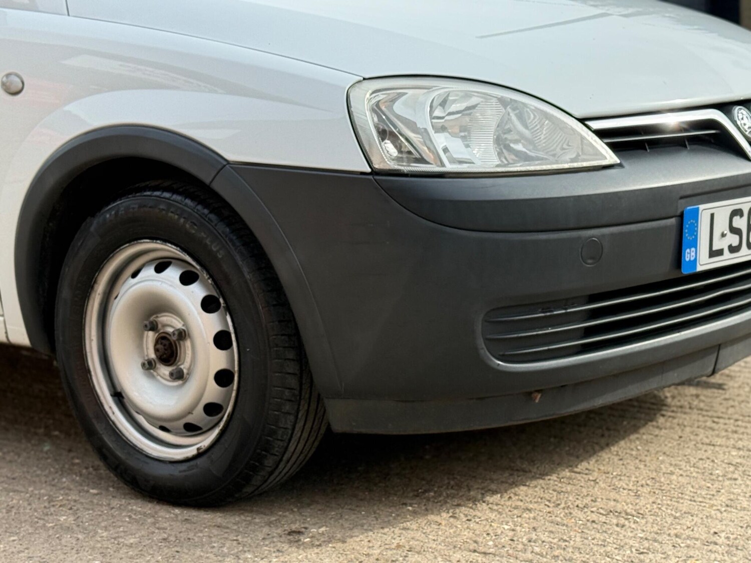 Used Vauxhall Combo 2011 for sale - 78124845: Photo 18