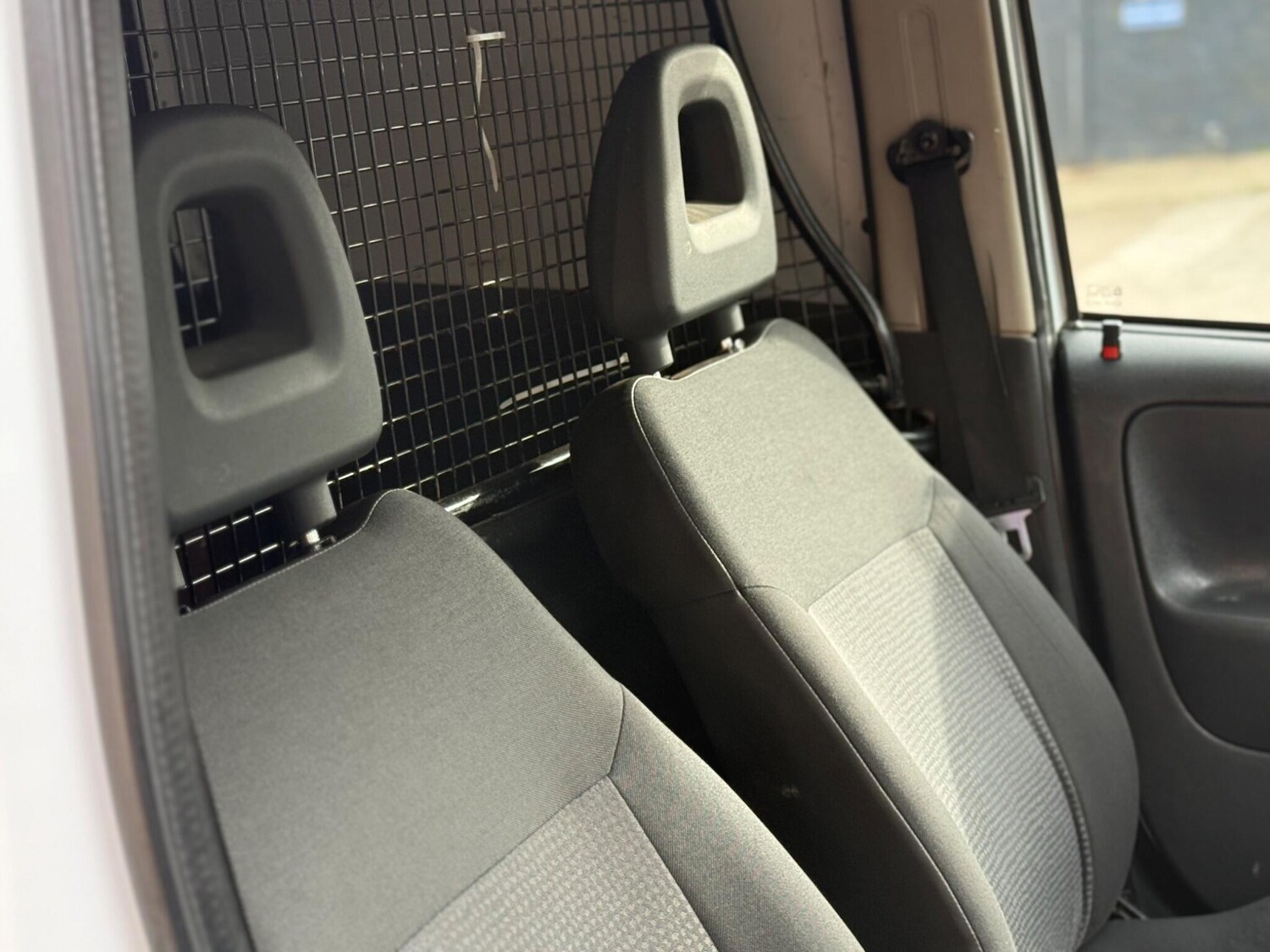 Used Vauxhall Combo 2011 for sale - 78124845: Photo 30