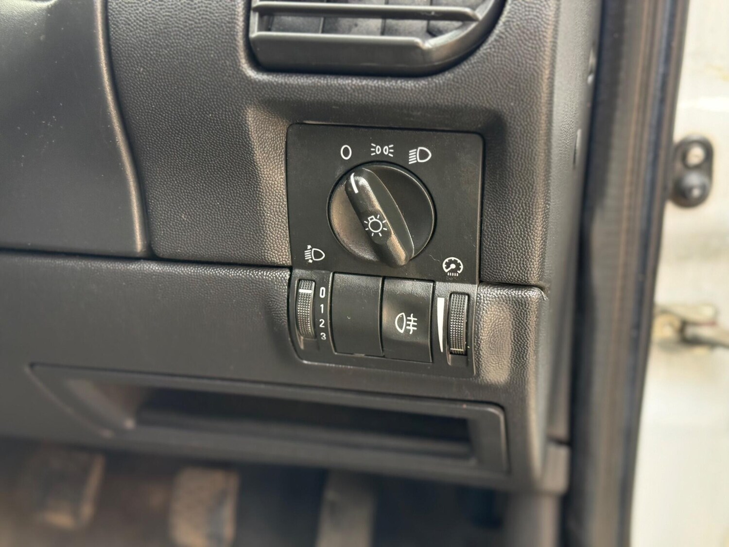 Used Vauxhall Combo 2011 for sale - 78124845: Photo 36