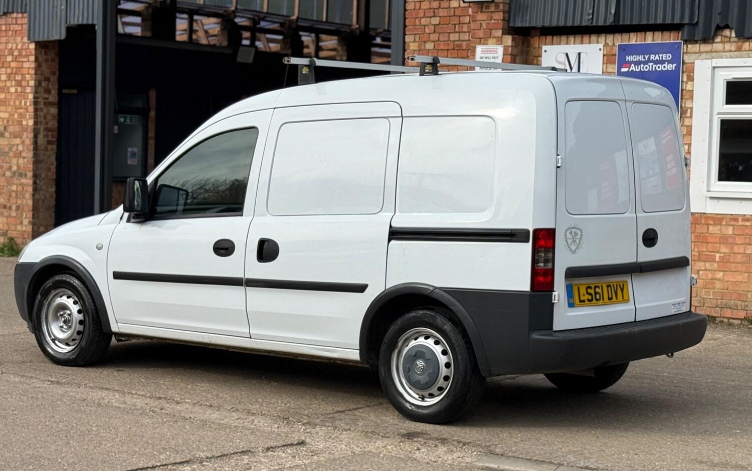 Used Vauxhall Combo 2011 for sale - 78124845: Photo 9