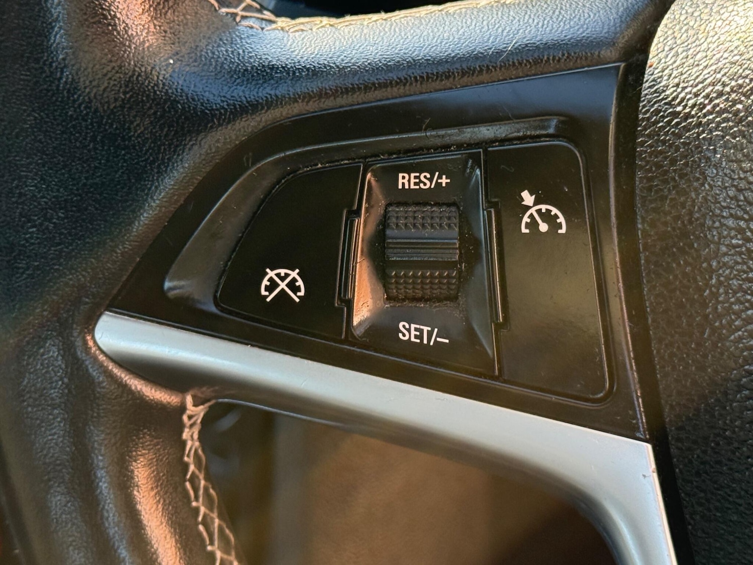 Used Vauxhall Meriva 2013 for sale - 77919040: Photo 42