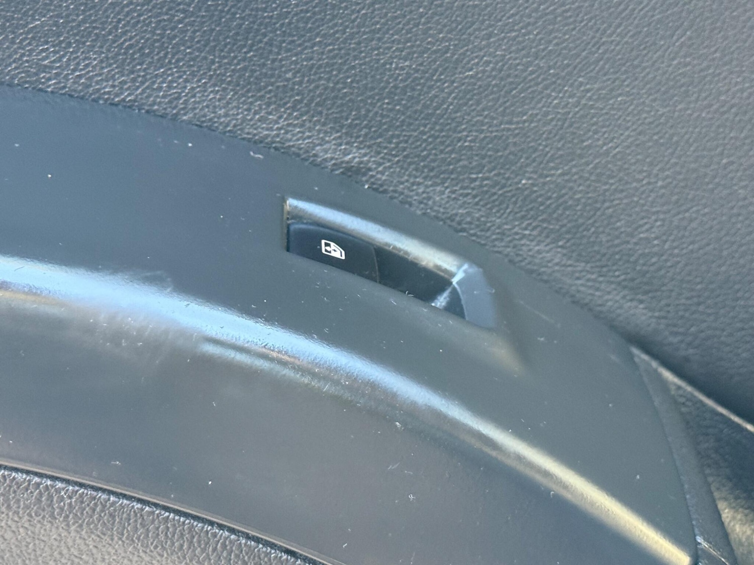 Used Vauxhall Meriva 2013 for sale - 77919040: Photo 43