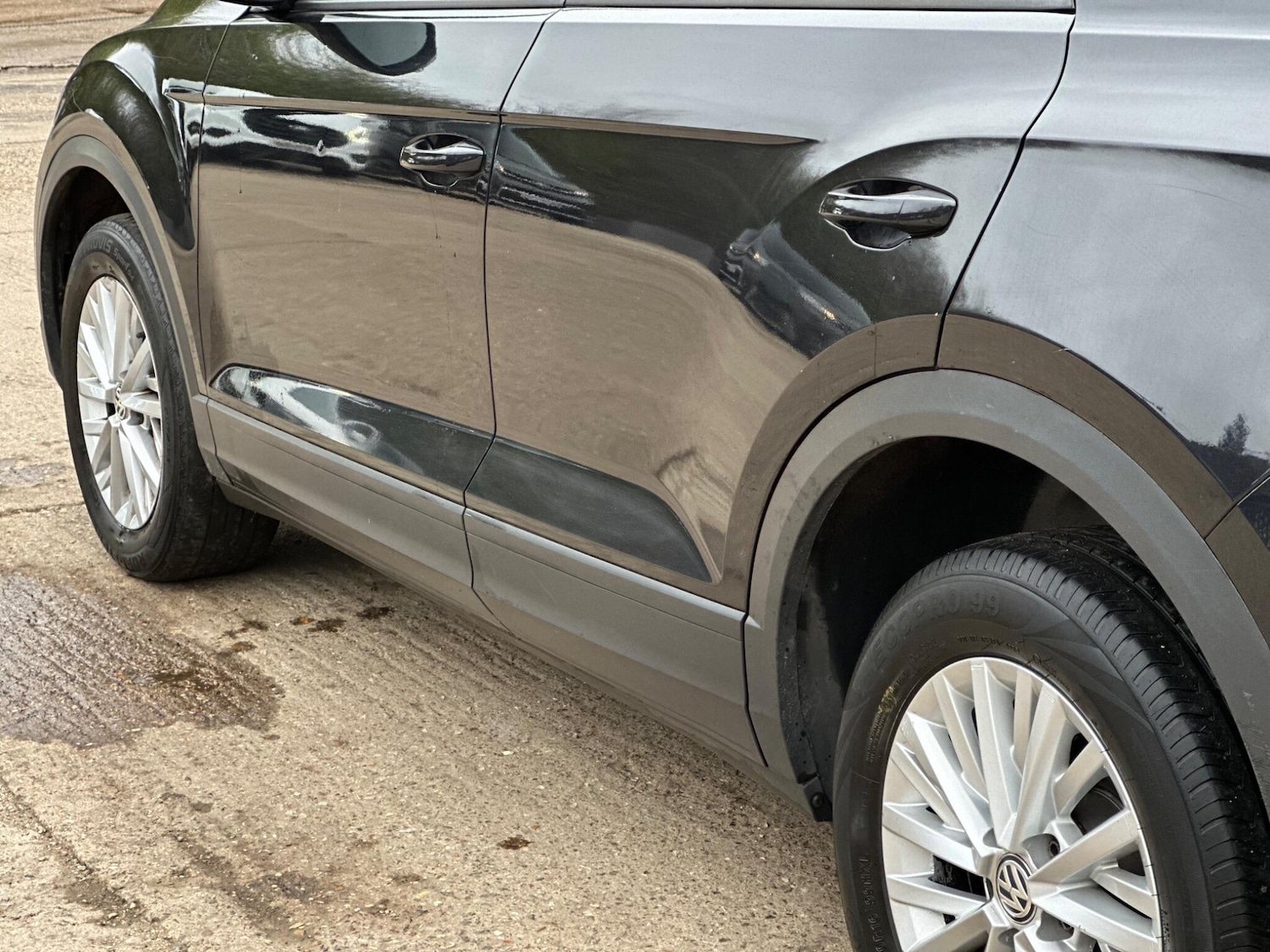 Used Volkswagen T-Roc 2019 for sale - 77849113: Photo 33