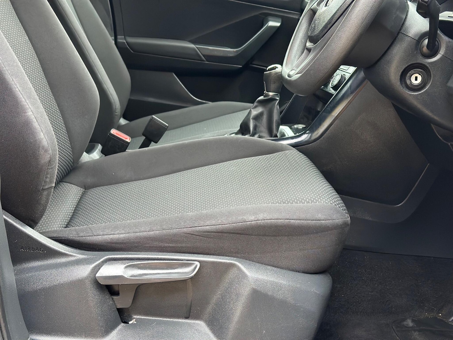 Used Volkswagen T-Roc 2019 for sale - 77849113: Photo 34