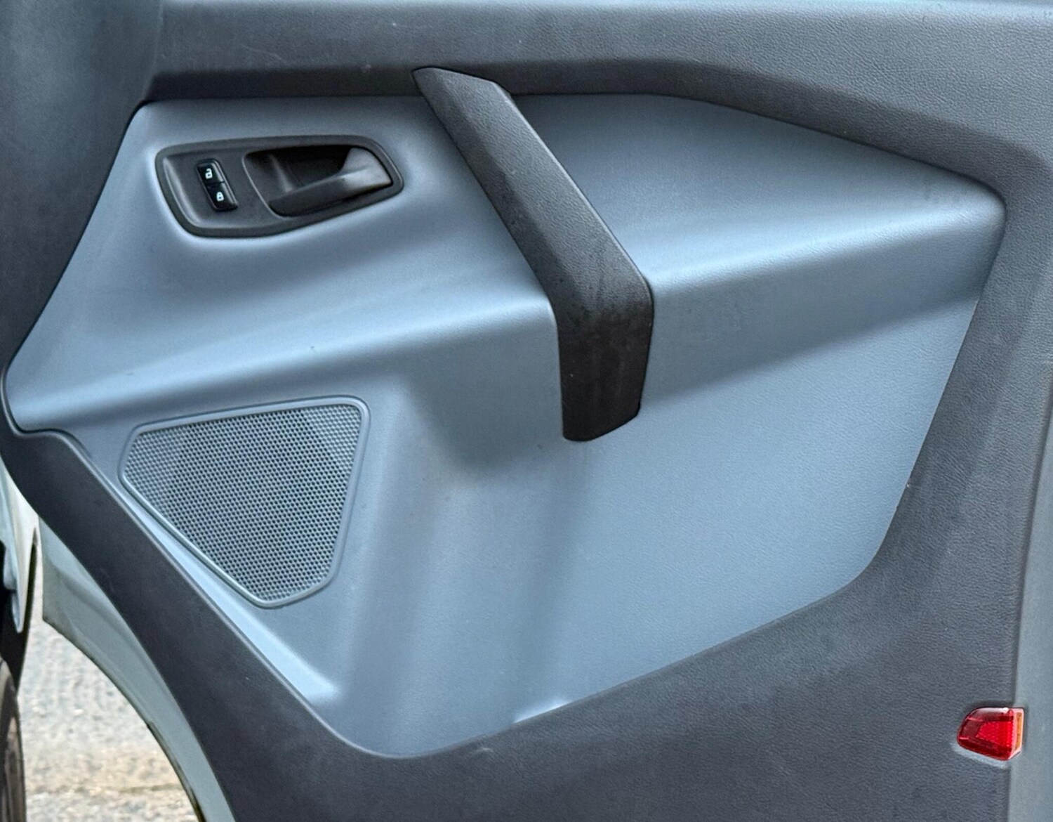 Used Ford Transit Custom 2017 for sale - 77493746: Photo 15