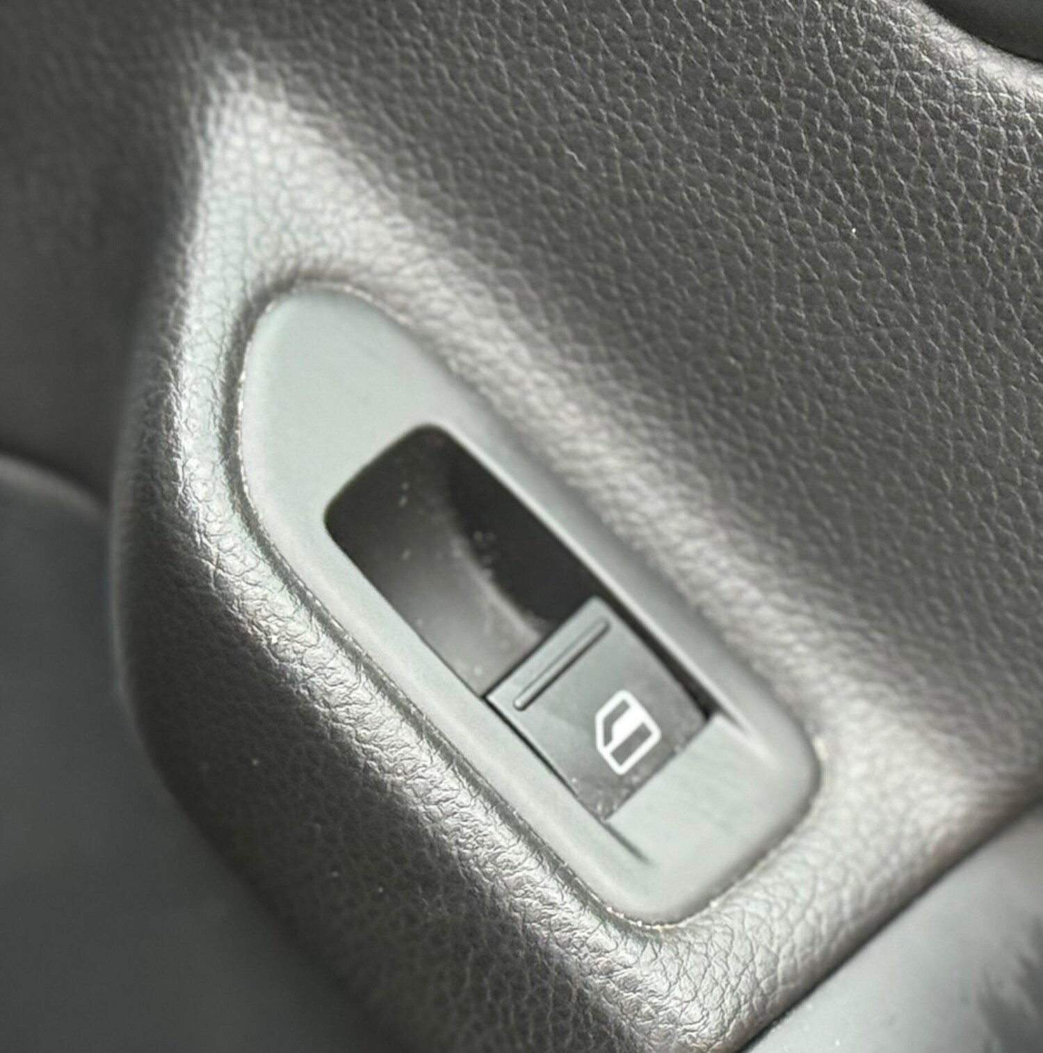 Used Volkswagen Golf 2012 for sale - 77520050: Photo 47