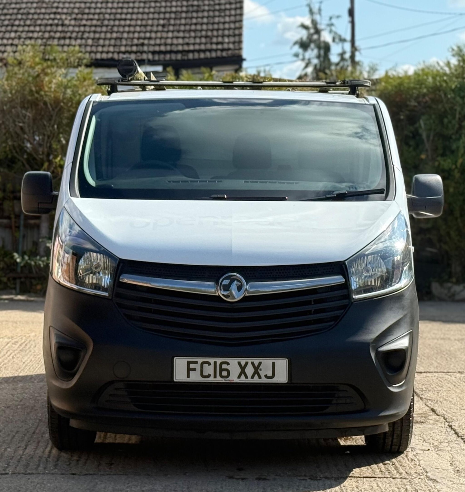 Used Vauxhall Vivaro 2016 for sale - 76114887: Photo 1