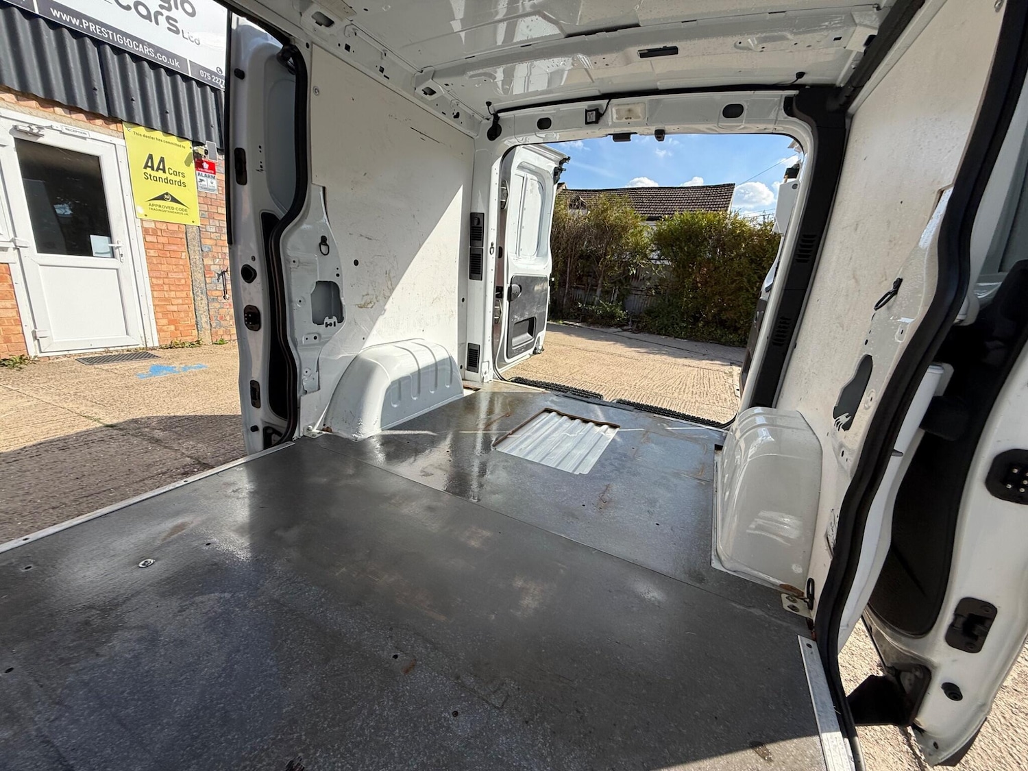 Used Vauxhall Vivaro 2016 for sale - 76114887: Photo 15