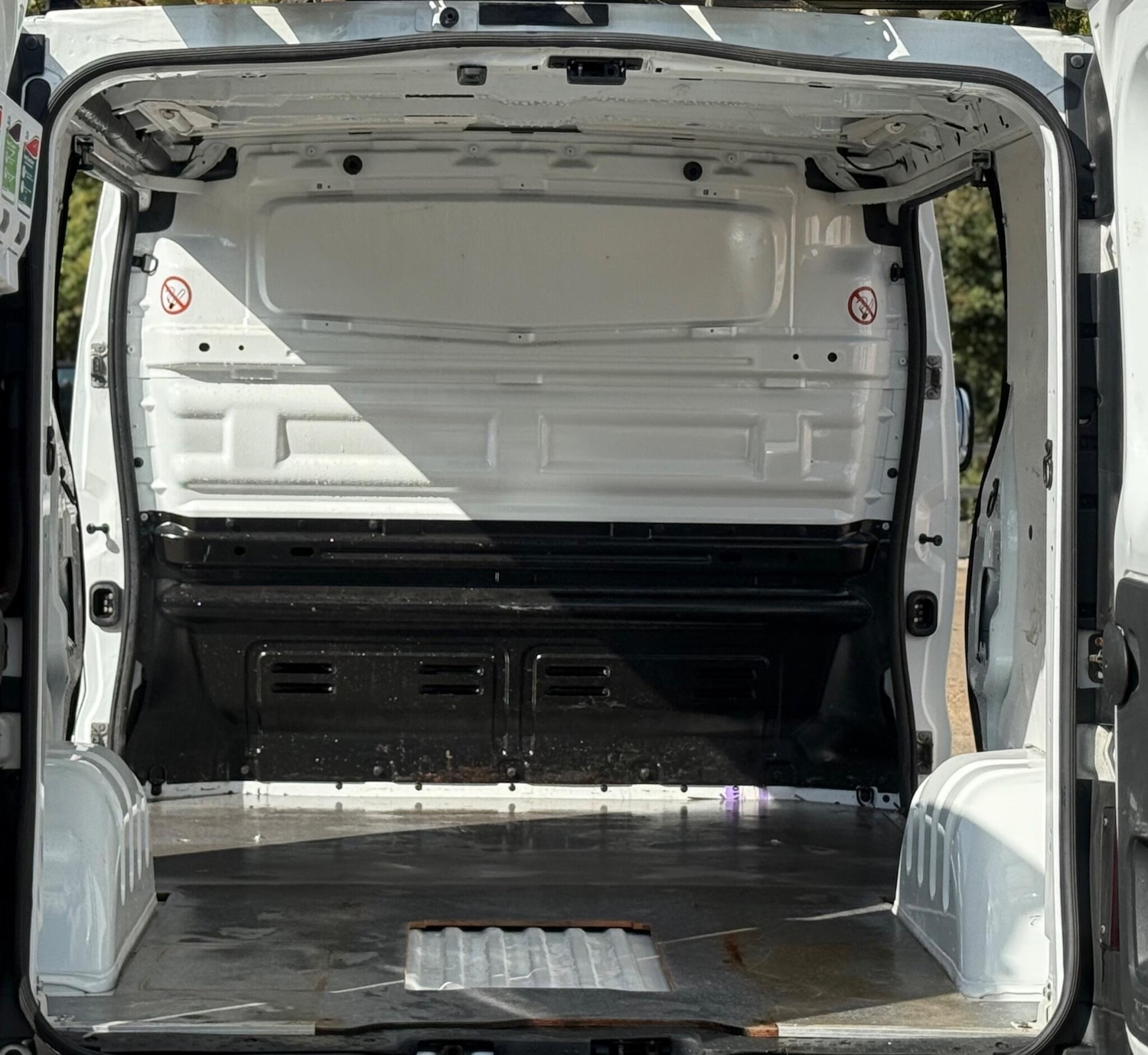 Used Vauxhall Vivaro 2016 for sale - 76114887: Photo 16