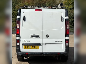Used Vauxhall Vivaro 2016 for sale - 76114887: Photo 3