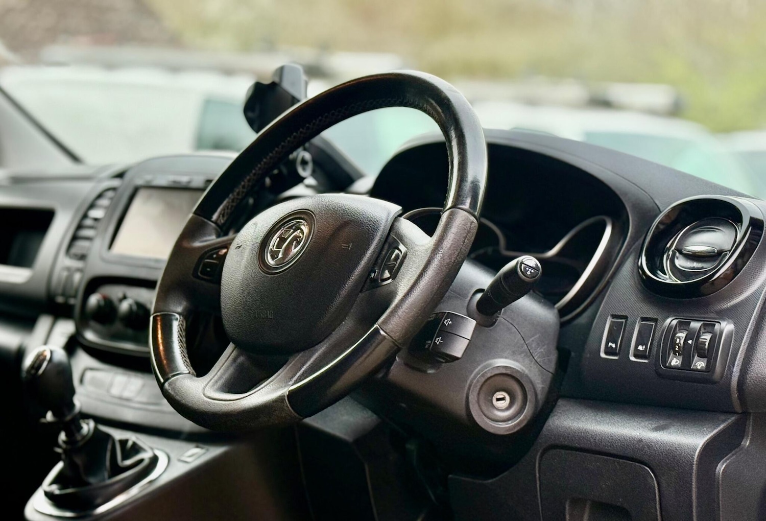 Used Vauxhall Vivaro 2018 for sale - 77904300: Photo 3