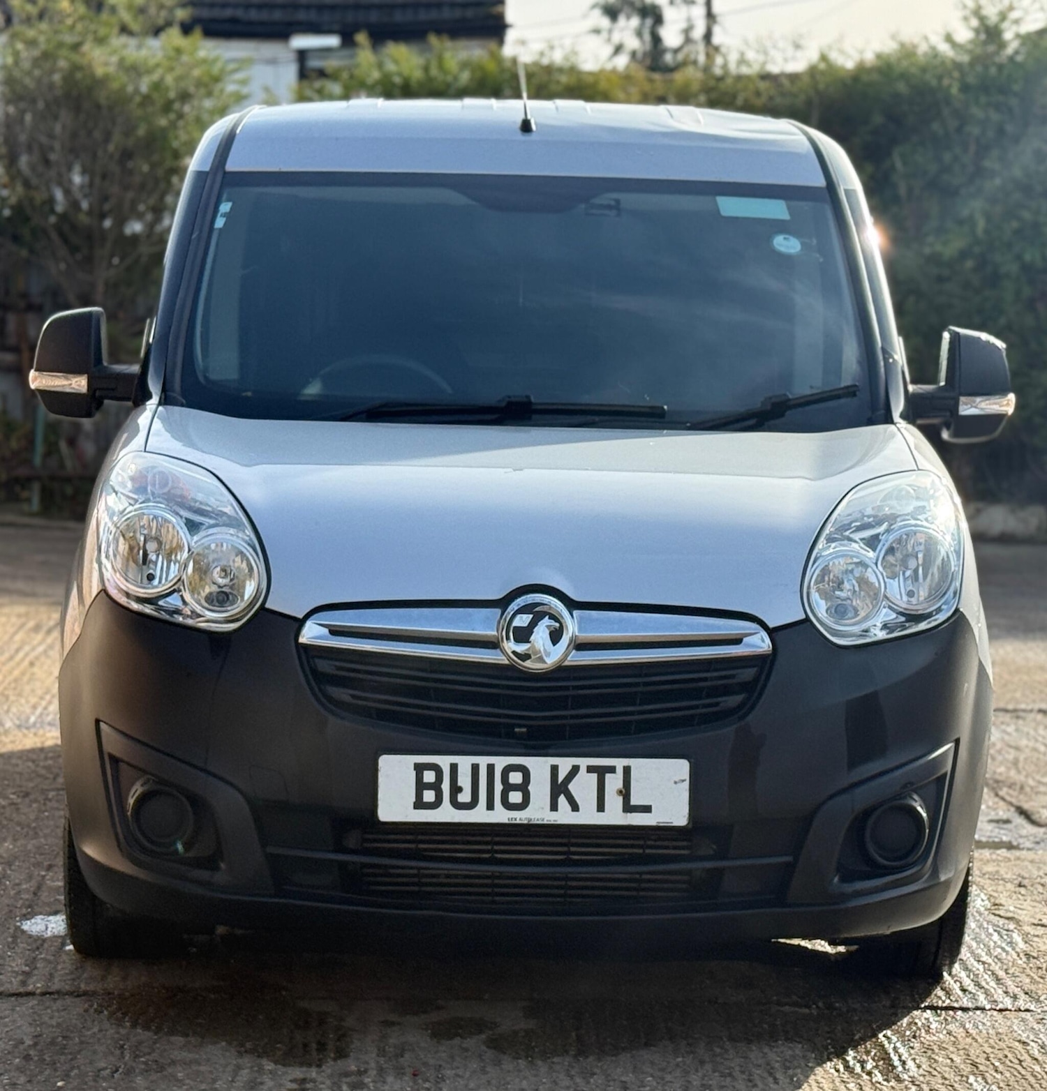 Used Vauxhall Combo 2018 for sale - 76412644: Photo 1