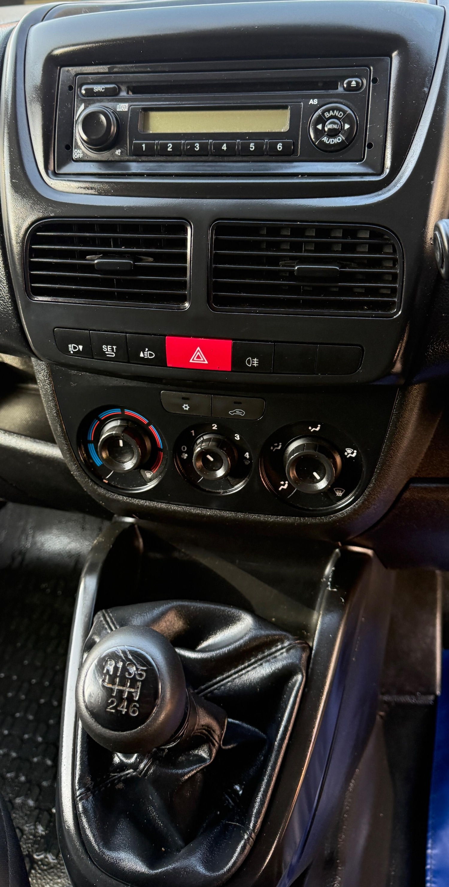 Used Vauxhall Combo 2018 for sale - 76412644: Photo 14