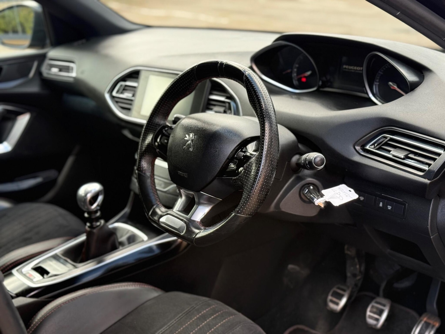 Used Peugeot 308 2015 for sale - 78015979: Photo 13