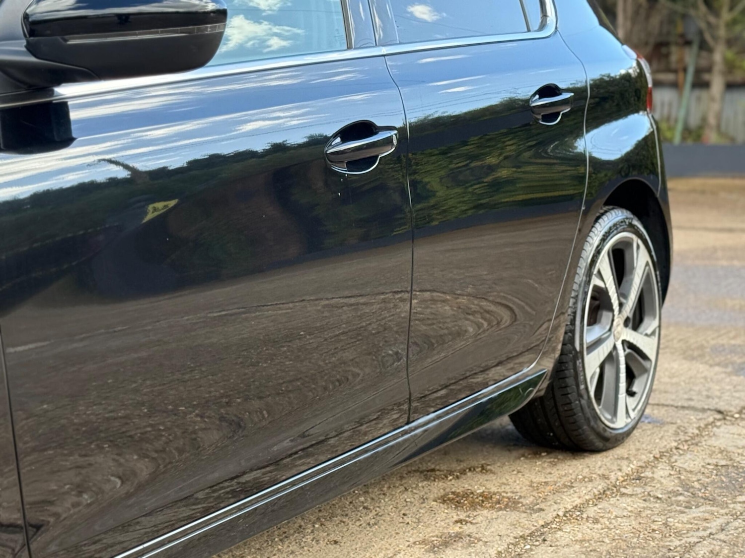 Used Peugeot 308 2015 for sale - 78015979: Photo 26