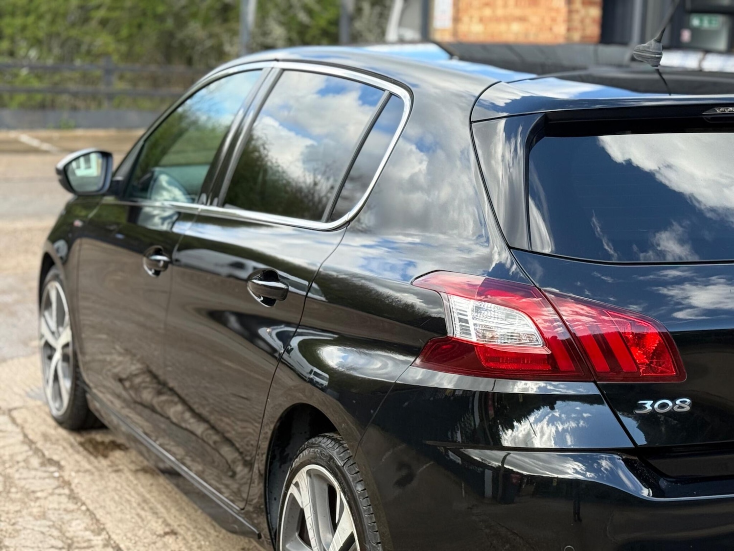 Used Peugeot 308 2015 for sale - 78015979: Photo 28