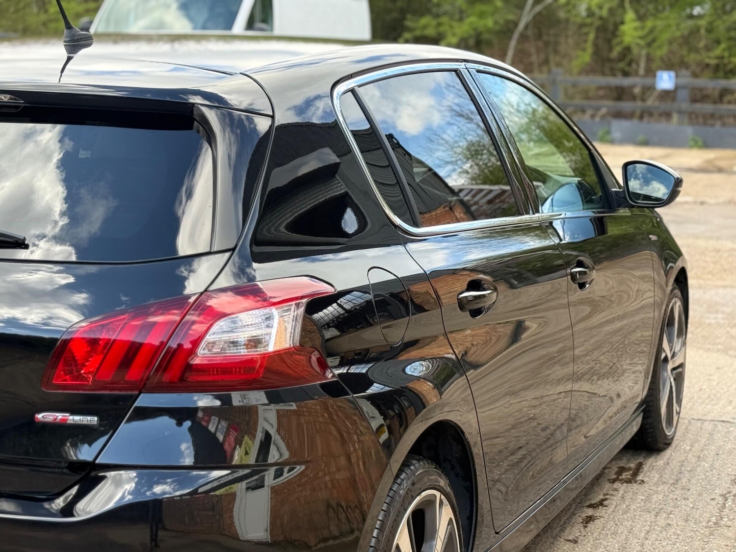 Used Peugeot 308 2015 for sale - 78015979: Photo 31