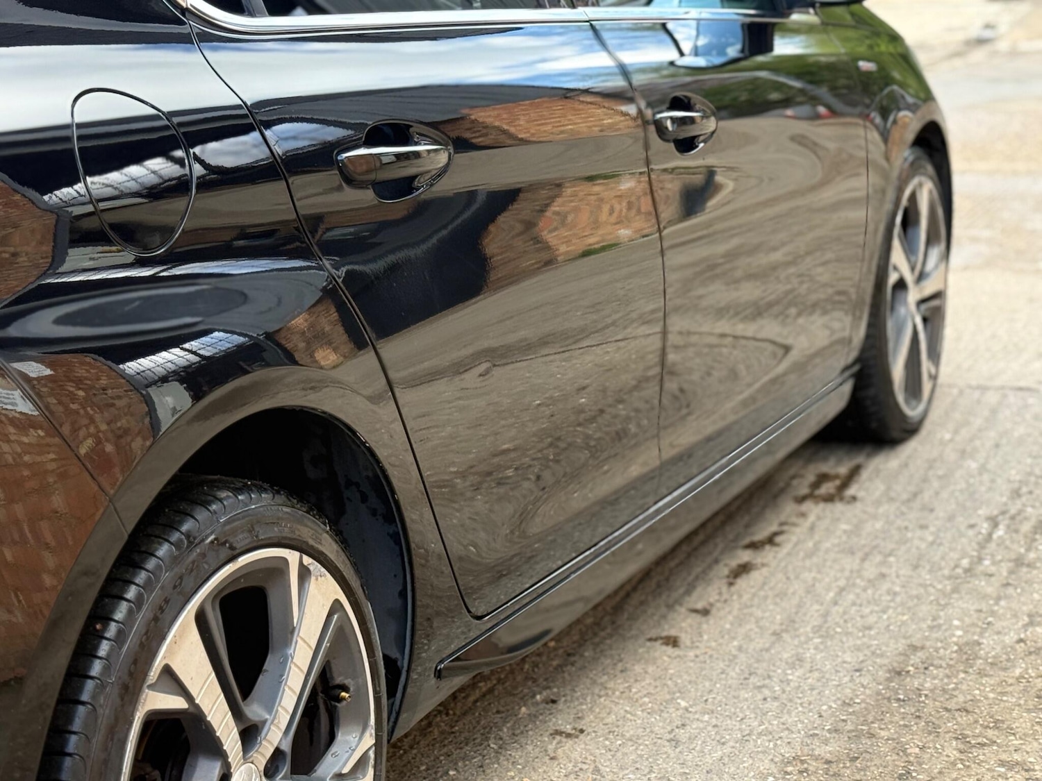 Used Peugeot 308 2015 for sale - 78015979: Photo 32