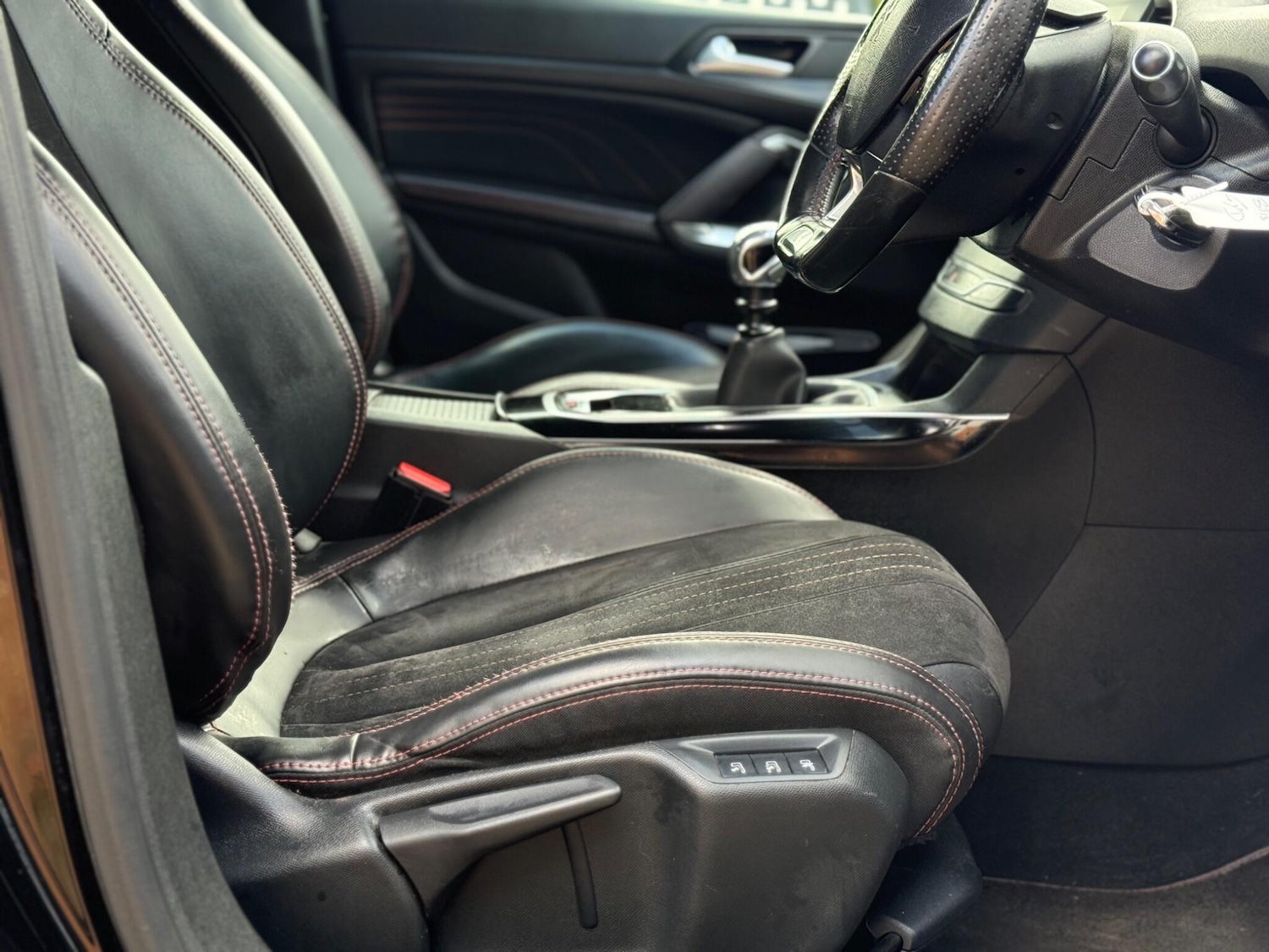 Used Peugeot 308 2015 for sale - 78015979: Photo 33