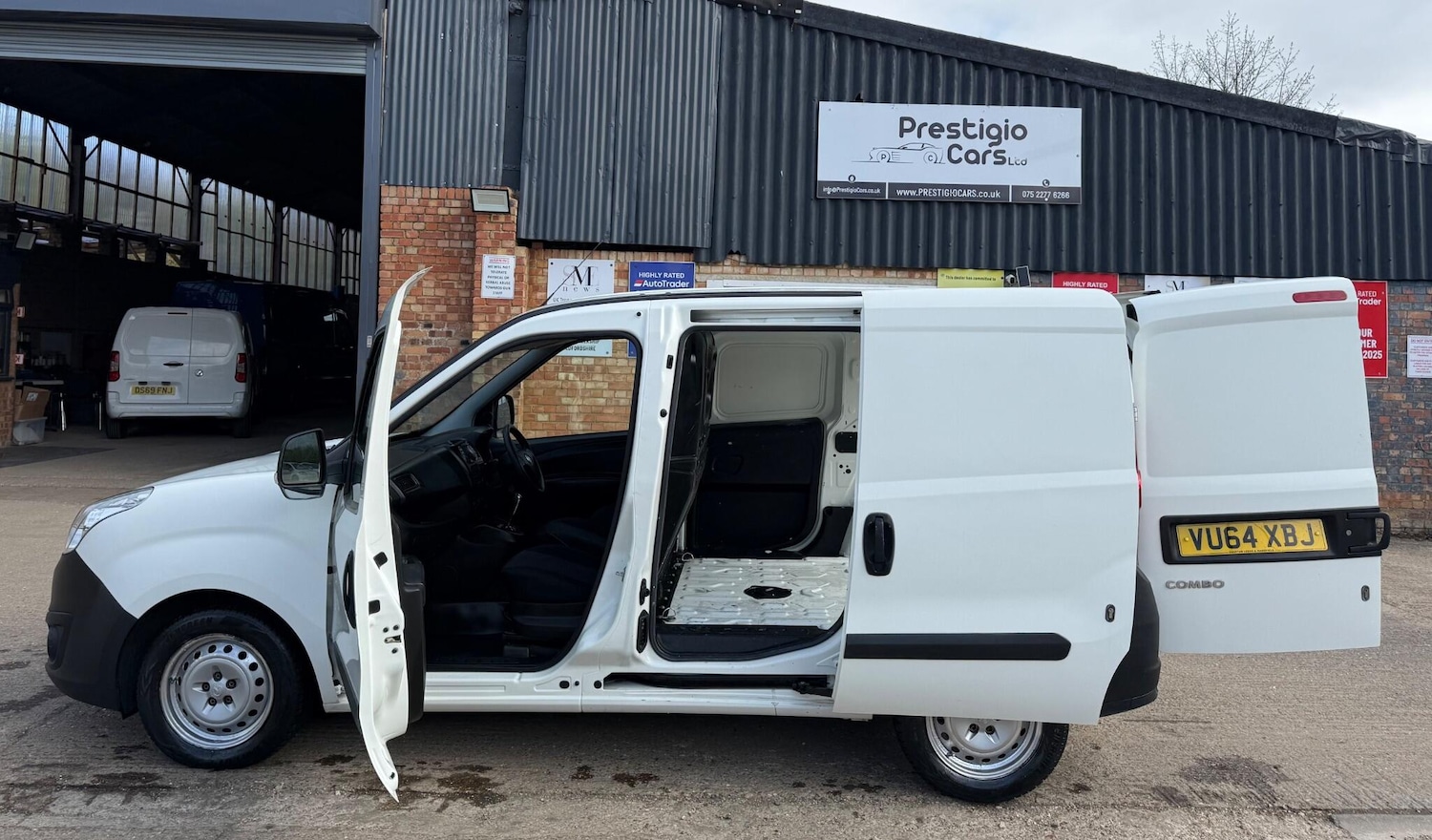 Used Vauxhall Combo 2015 for sale - 78132123: Photo 17