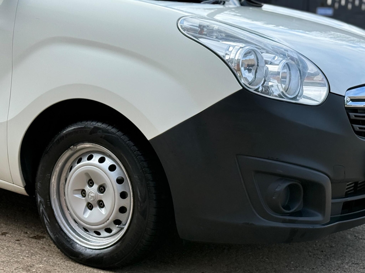 Used Vauxhall Combo 2015 for sale - 78132123: Photo 20