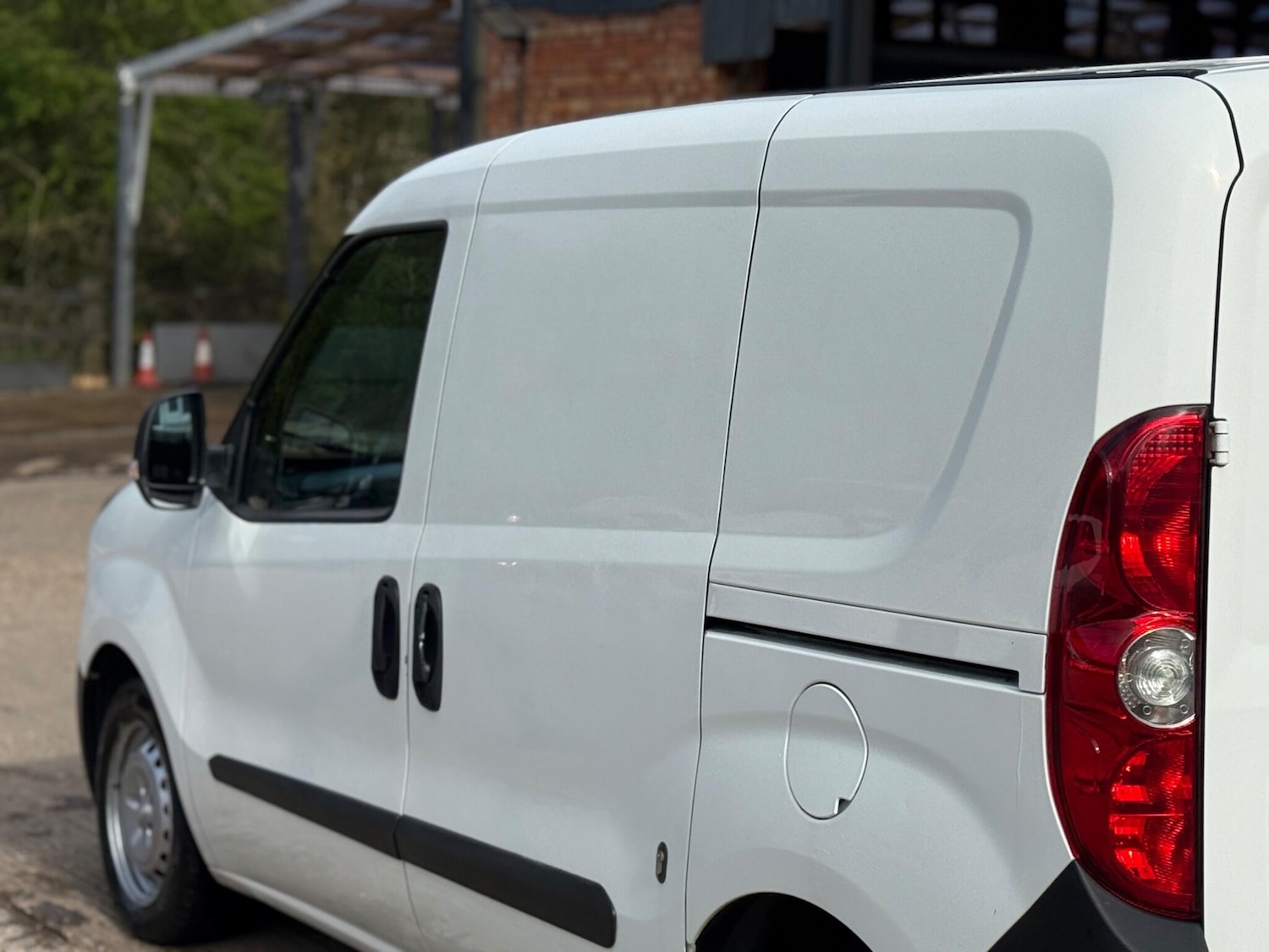 Used Vauxhall Combo 2015 for sale - 78132123: Photo 27