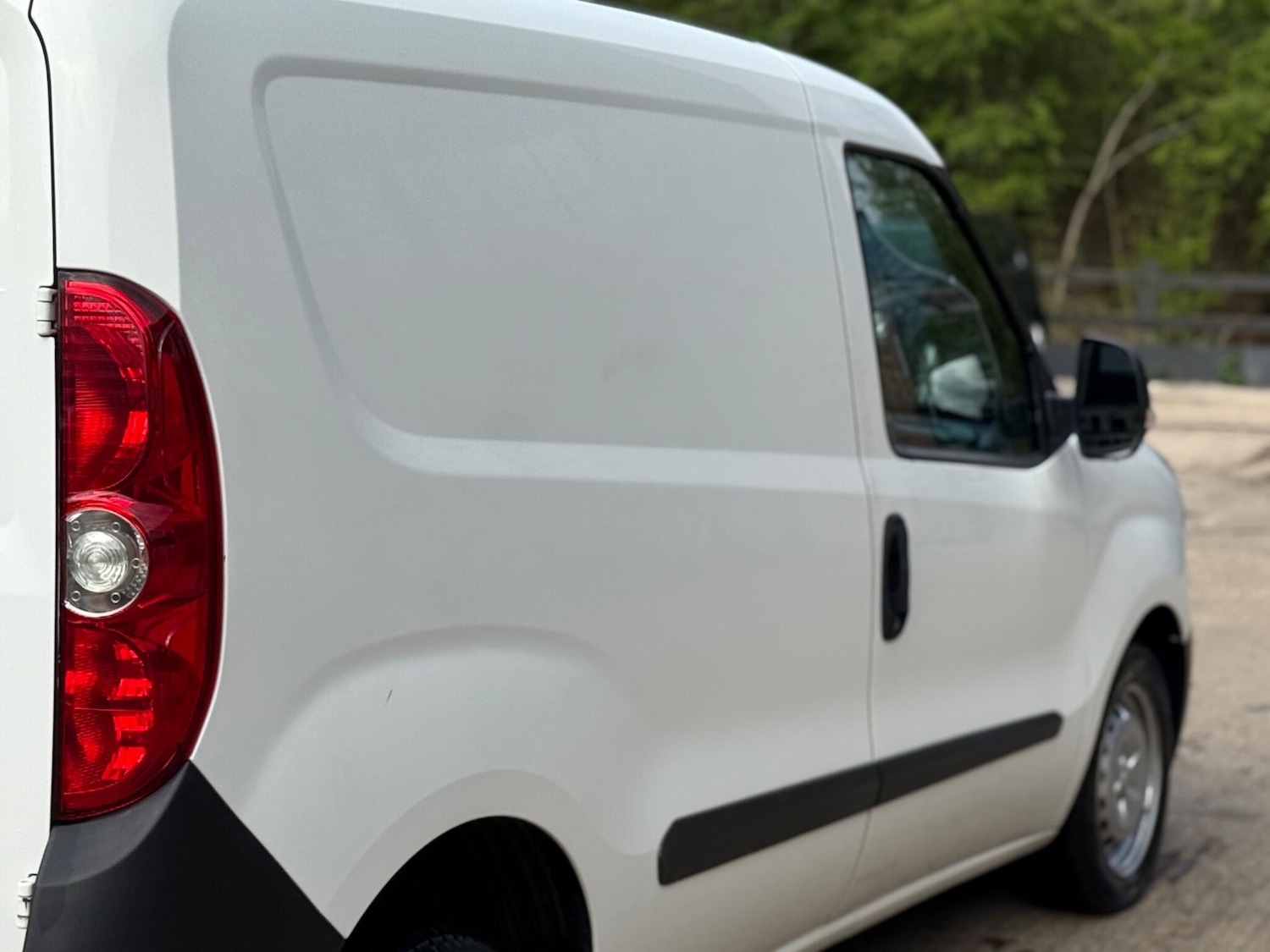 Used Vauxhall Combo 2015 for sale - 78132123: Photo 30