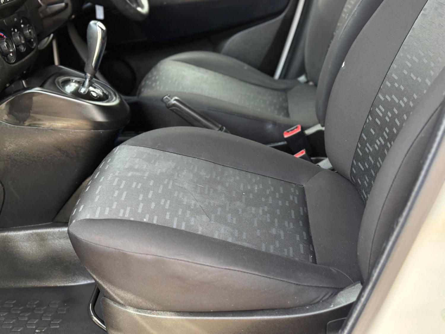 Used Vauxhall Combo 2015 for sale - 78132123: Photo 33