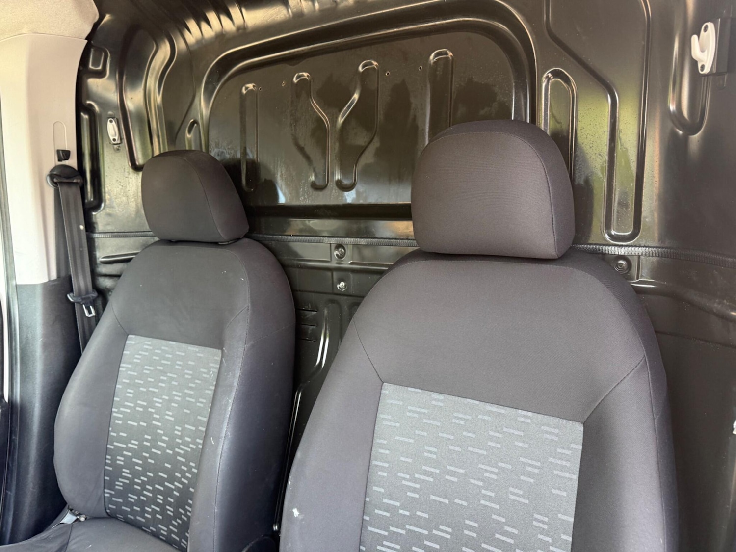 Used Vauxhall Combo 2015 for sale - 78132123: Photo 34