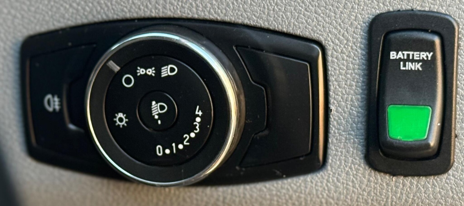 Used Ford Transit 2014 for sale - 76946040: Photo 38