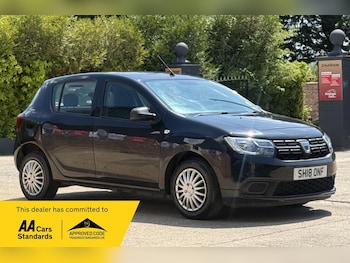 Used Dacia Sandero 2018 for sale - 79156353: Photo