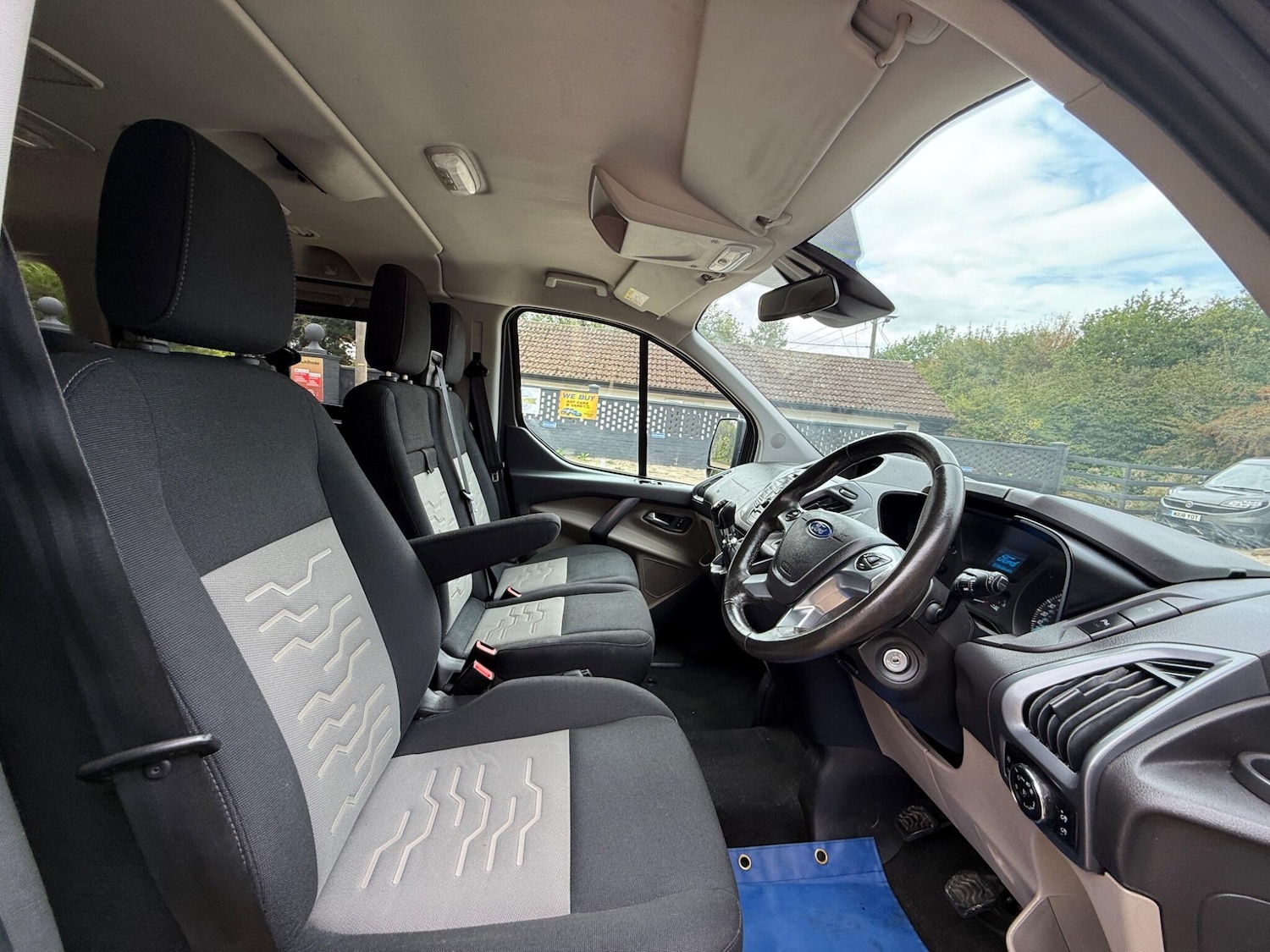 Used Ford Tourneo Custom 2017 for sale - 76128036: Photo 14