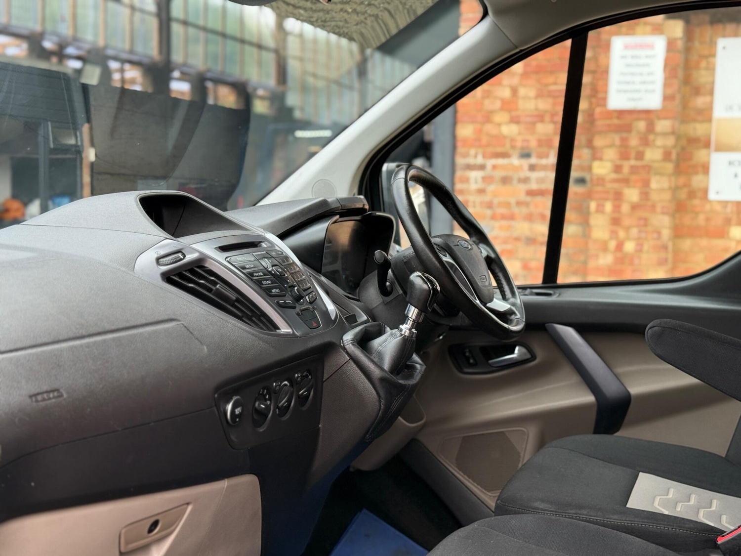 Used Ford Tourneo Custom 2017 for sale - 76128036: Photo 15