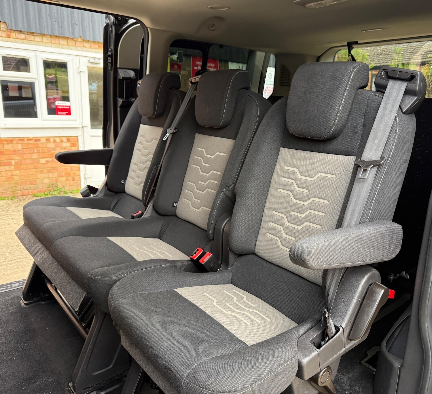 Used Ford Tourneo Custom 2017 for sale - 76128036: Photo 16