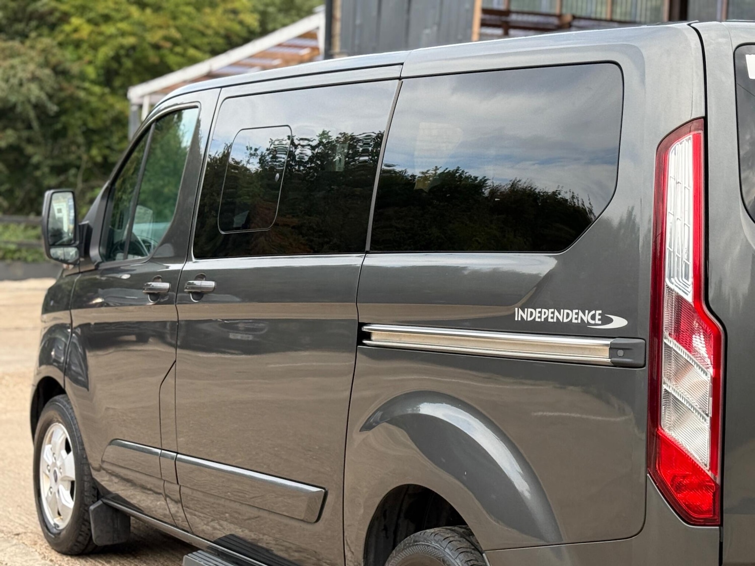 Used Ford Tourneo Custom 2017 for sale - 76128036: Photo 28