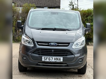Used Ford Tourneo Custom 2017 for sale - 76128036: Photo 3