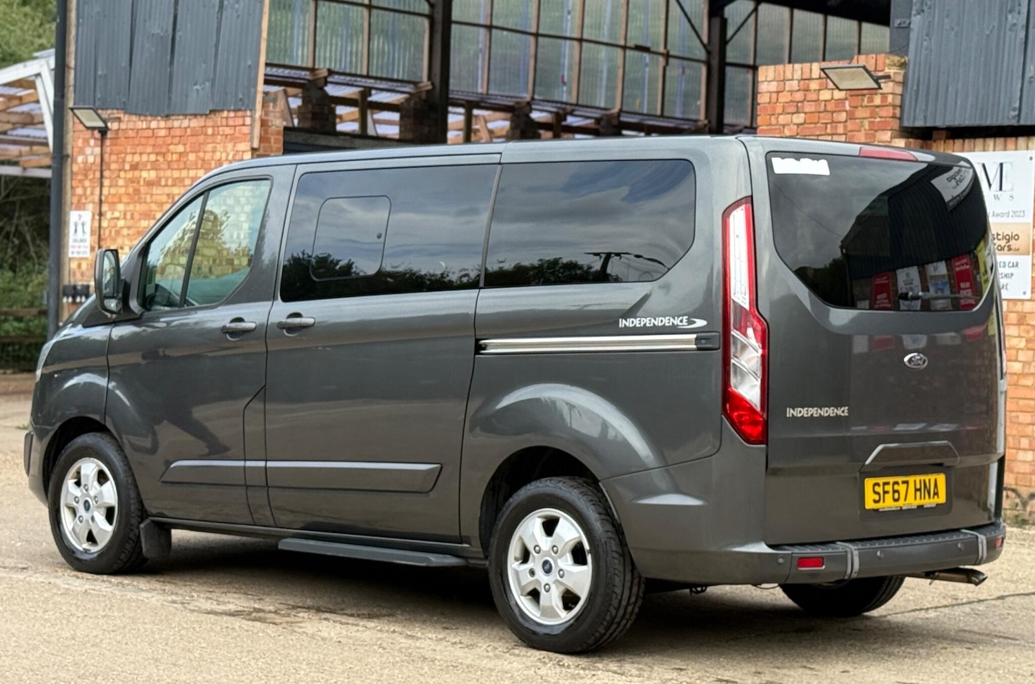 Used Ford Tourneo Custom 2017 for sale - 76128036: Photo 8