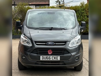 Used Ford Tourneo Custom 2016 for sale - 79543707: Photo