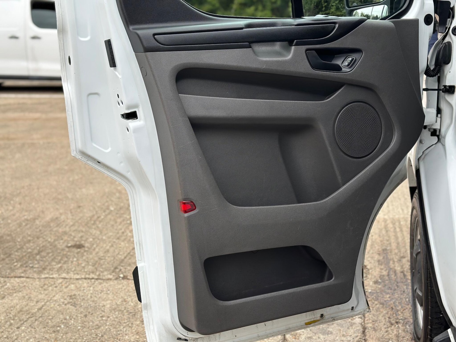 Used Ford Transit Custom 2019 for sale - 75987206: Photo 39