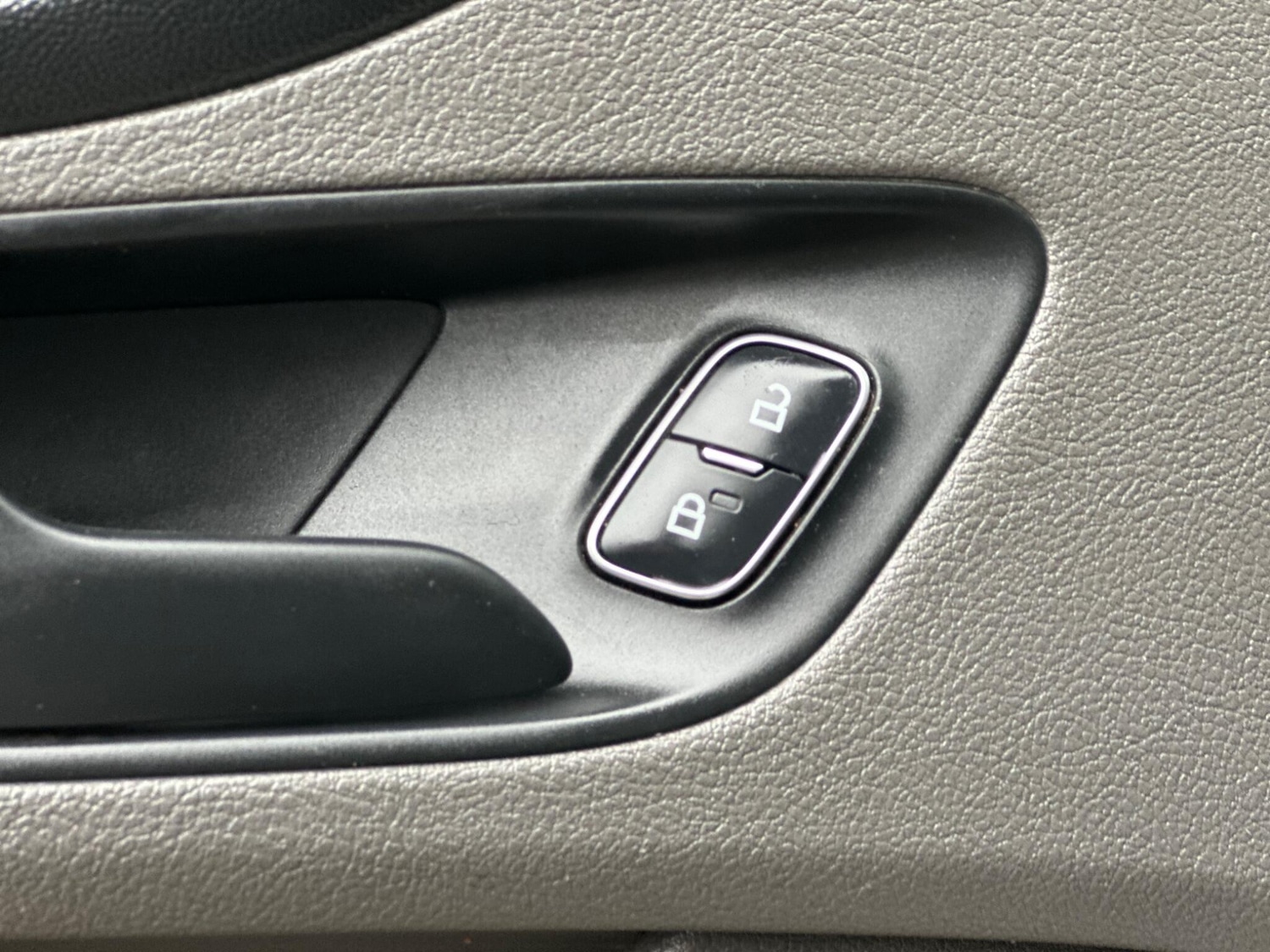 Used Ford Transit Custom 2019 for sale - 75987206: Photo 40