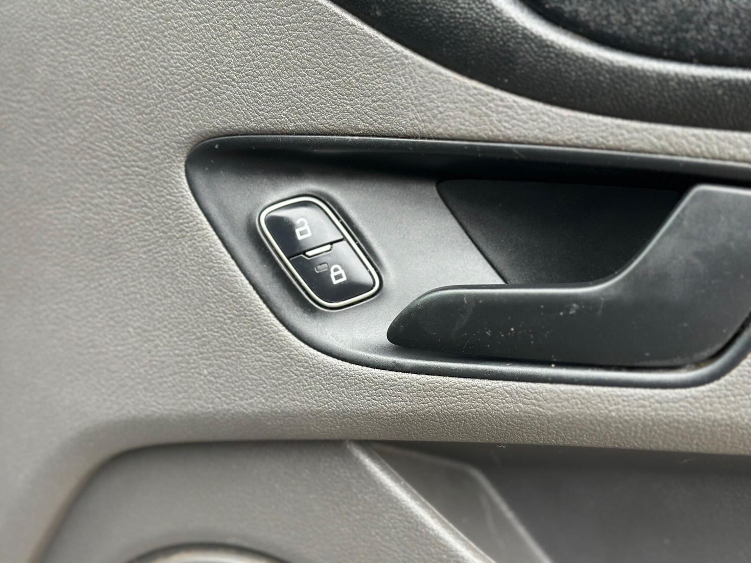 Used Ford Transit Custom 2019 for sale - 75987206: Photo 42