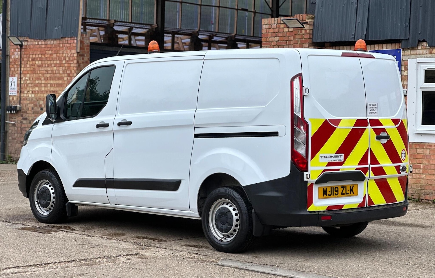 Used Ford Transit Custom 2019 for sale - 75987206: Photo 9