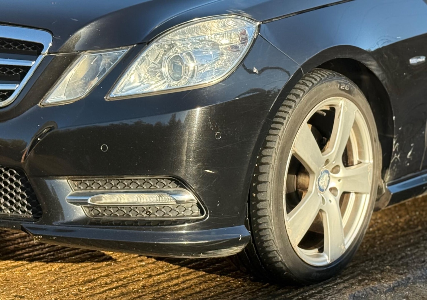 Used Mercedes-Benz E Class 2012 for sale - 76429505: Photo 28